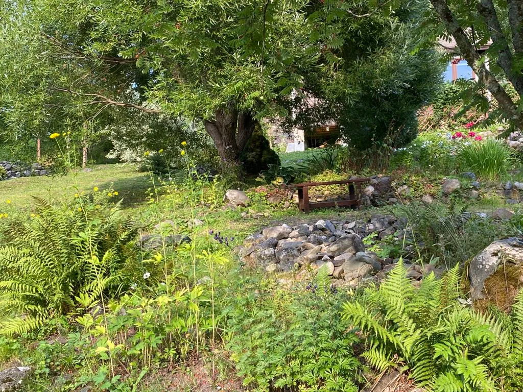 Дом на берегу озера