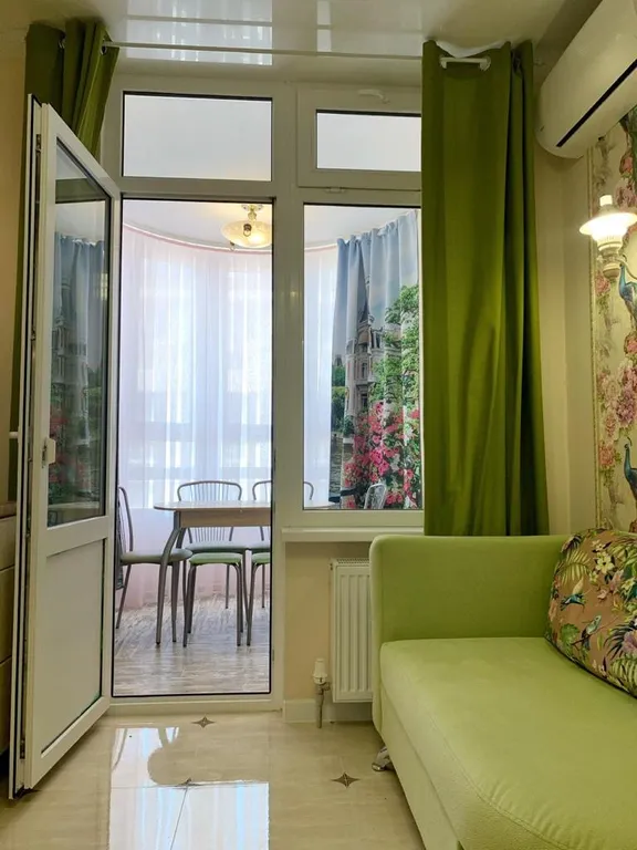 Уютная квартира с видом на Чёрное море