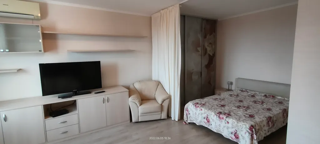 Квартира Квартира Большая студия с видом на море — Геленджик