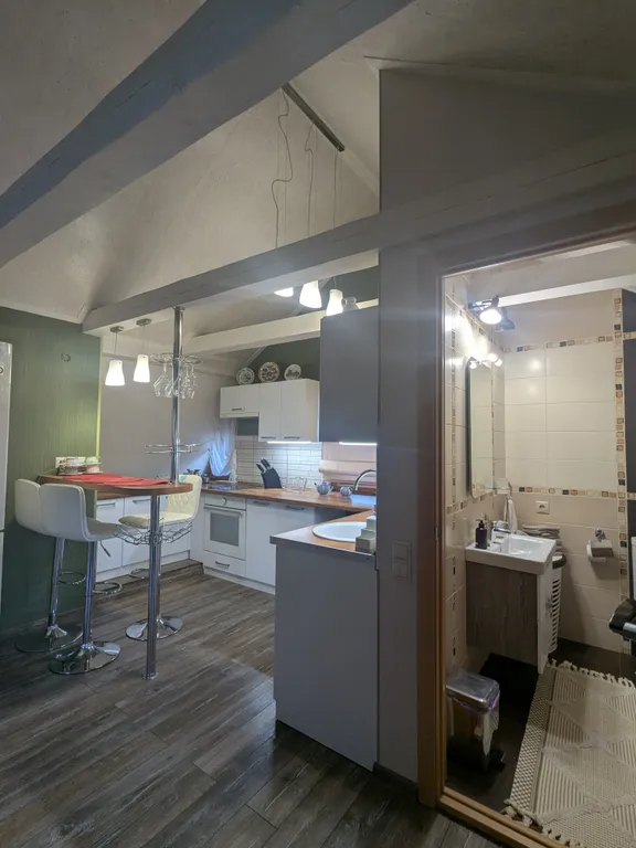 Уютный дом на берегу реки с русской баней, рыбалка