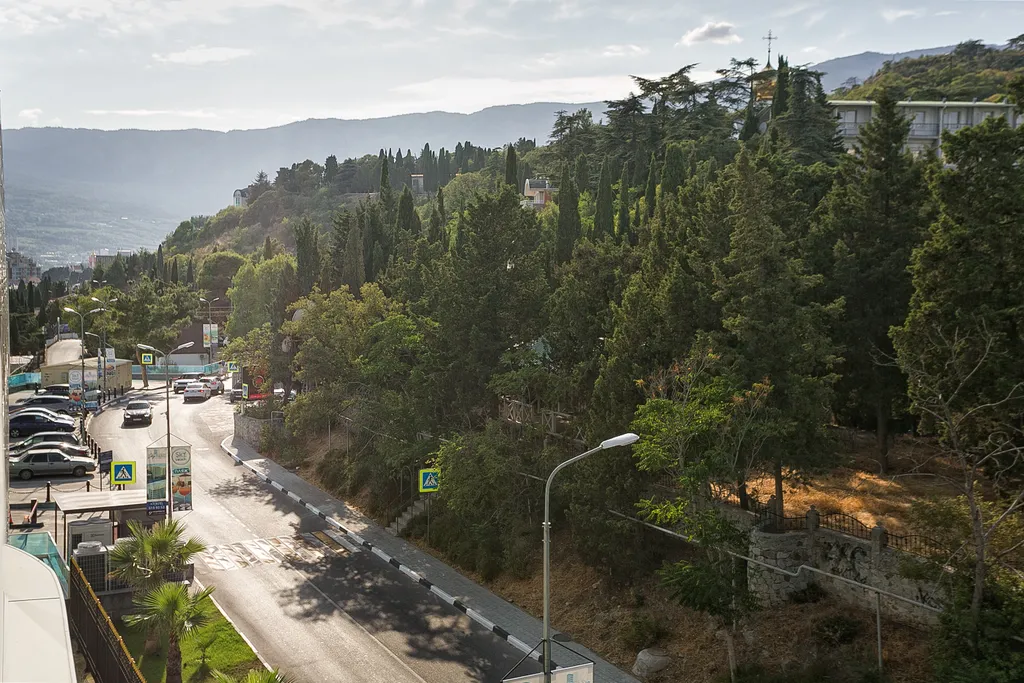 1-комнатная квартира с террасой на парк у моря со своим бассейном на пляже