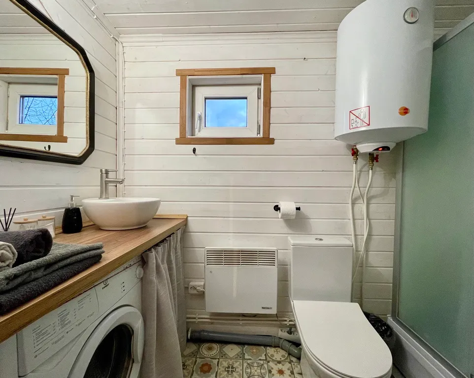 Норвежский домик с отдельной баней на дровах