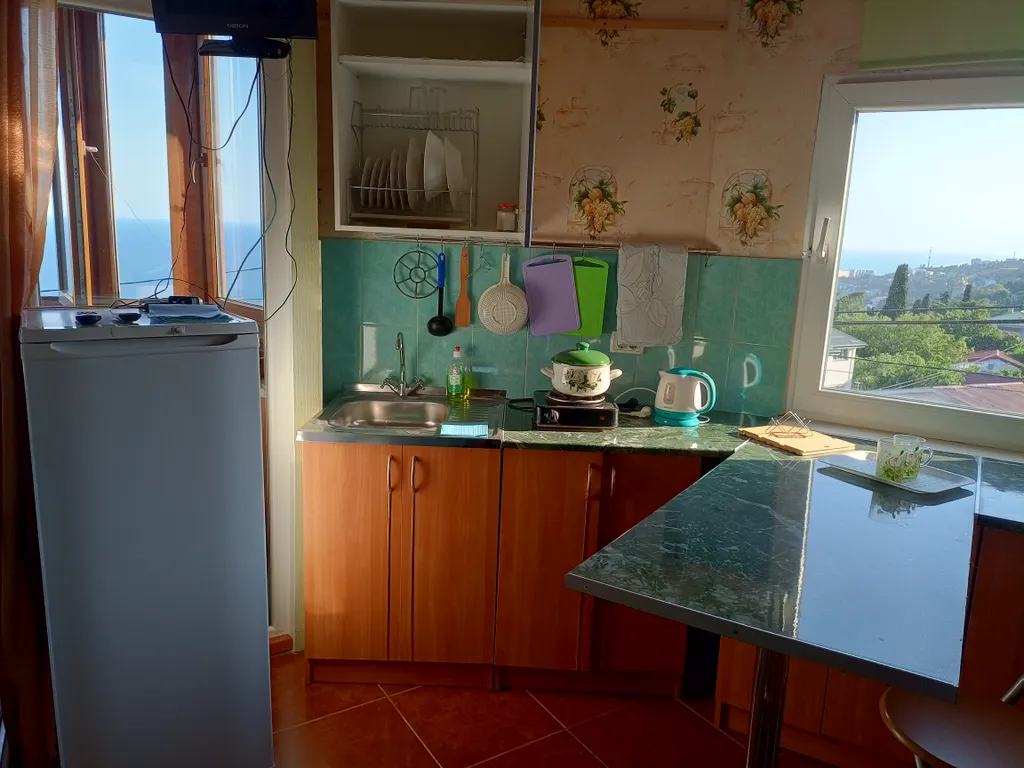 Видовая уютная студия с террасой