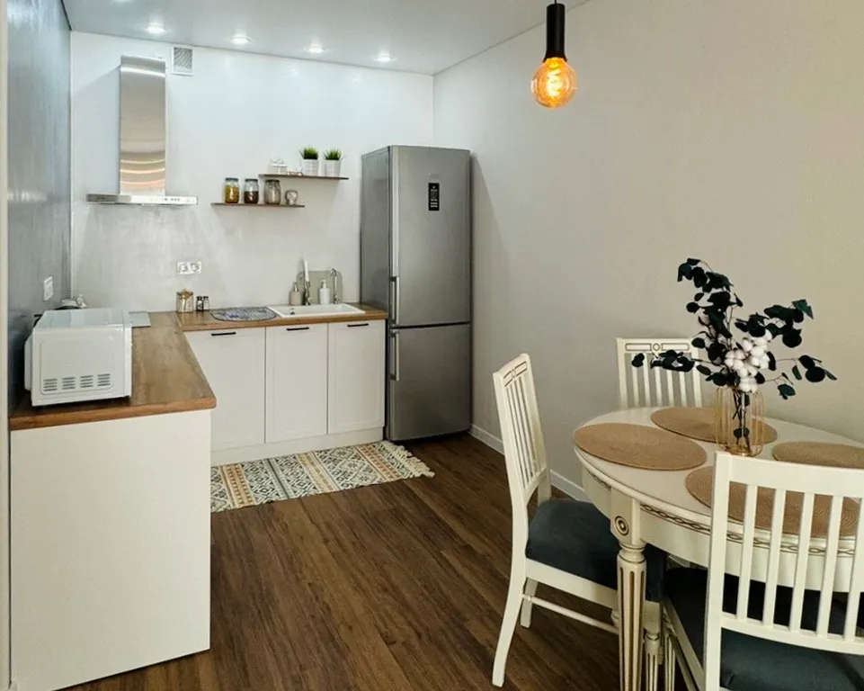 Добрый дом в центре Уфы с видом на реку Белую для четверых гостей