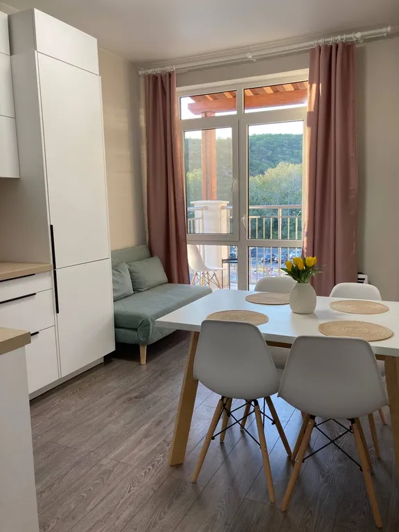 Квартира в новом доме с видом на бассейн и горы — аренда посуточно в Сукко