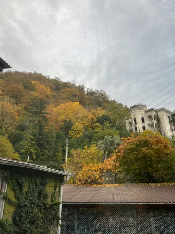 Просторная квартира рядом с морем