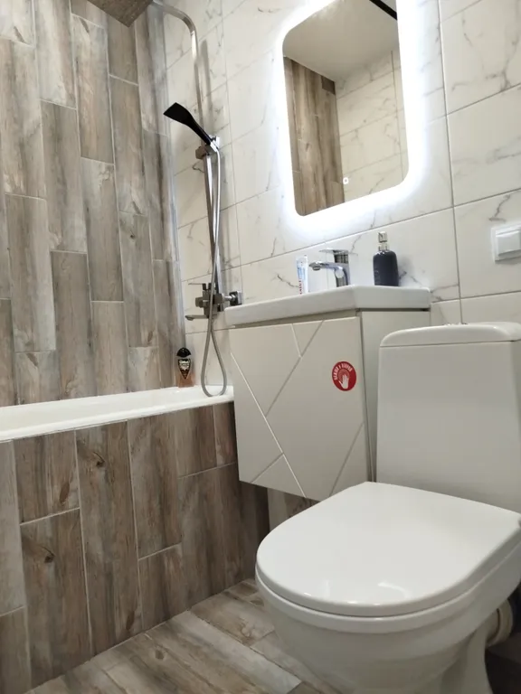 Уютная 2-комнатная квартира с новым ремонтом центр города