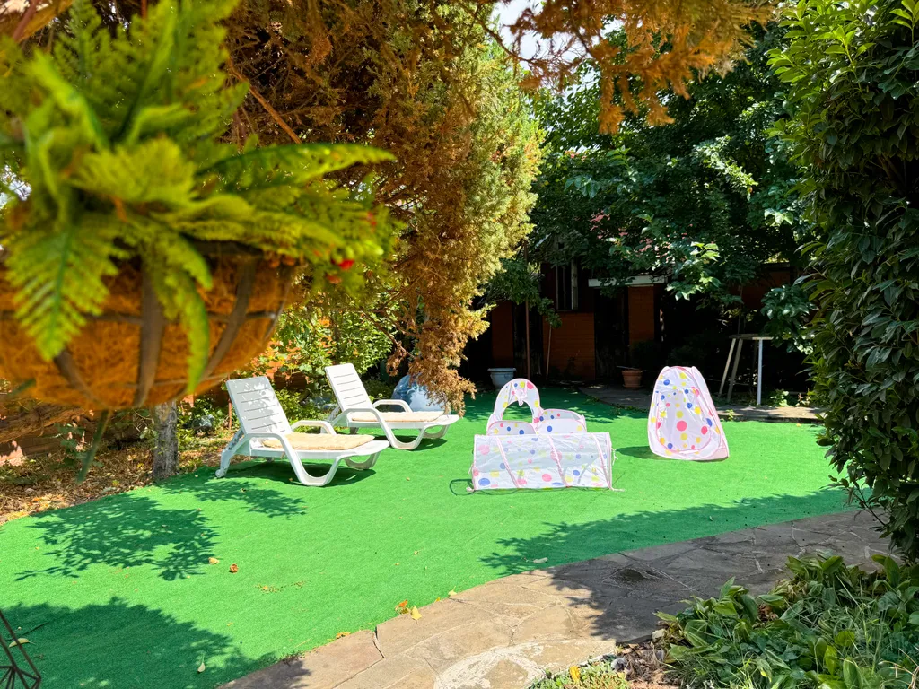 Дом с бассейном у парка Галицкого