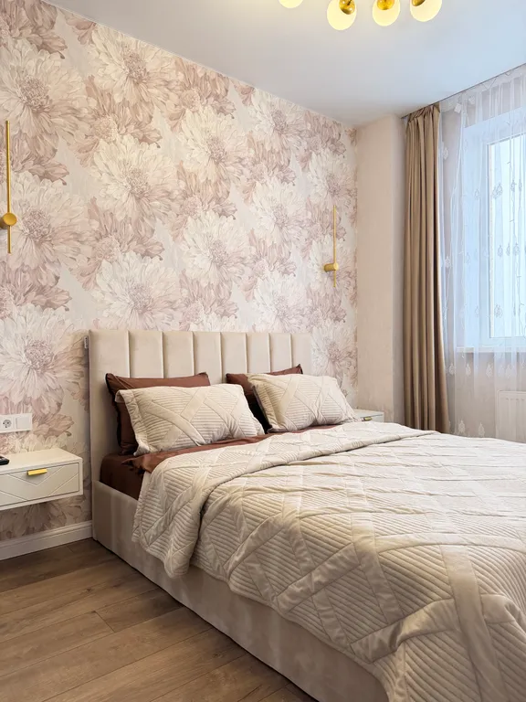 Новая однокомнатная современная квартира с видимо на город и реку