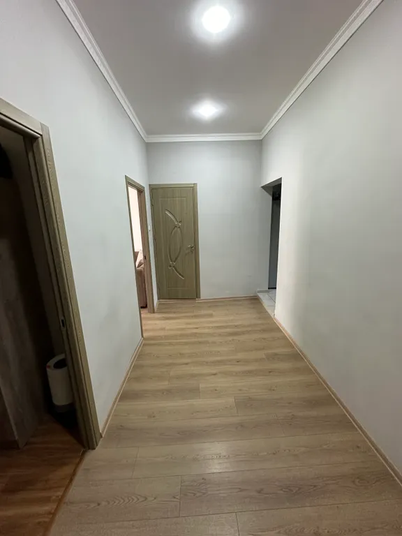 Большой уютный дом со своим садом