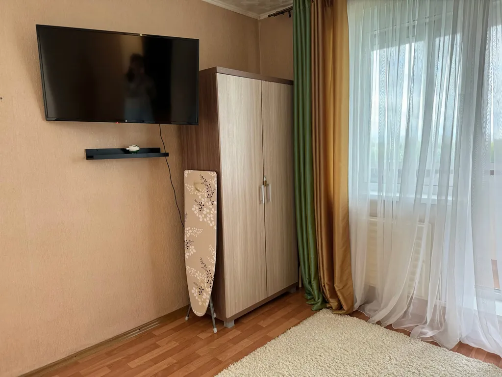 Однокомнатная квартира улучшенной планировки с видом на лес