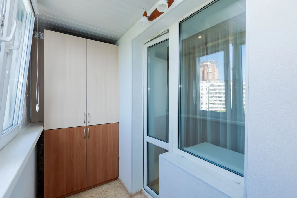 Жилая комната в 3-комнатной квартире 103