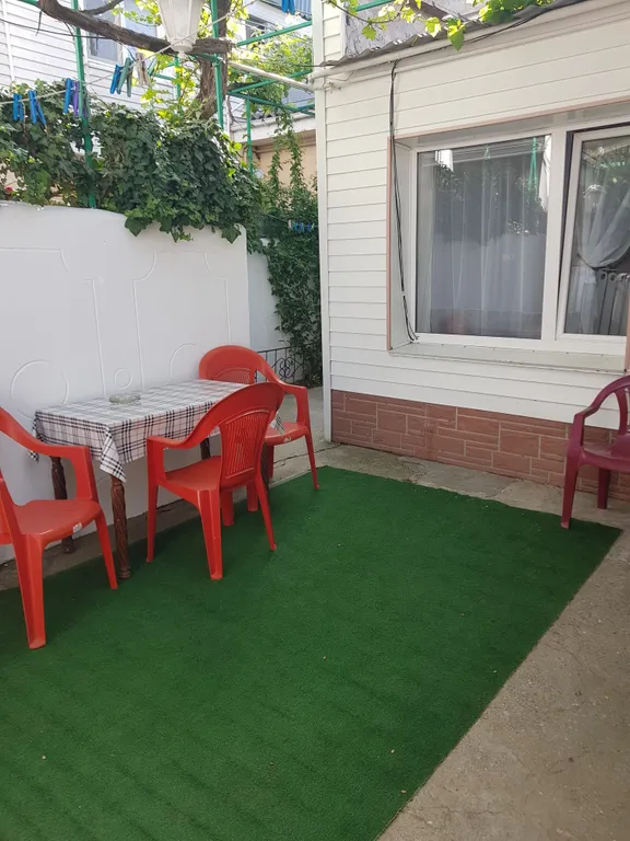 Квартира 2-комнатная Квартира — Евпатория