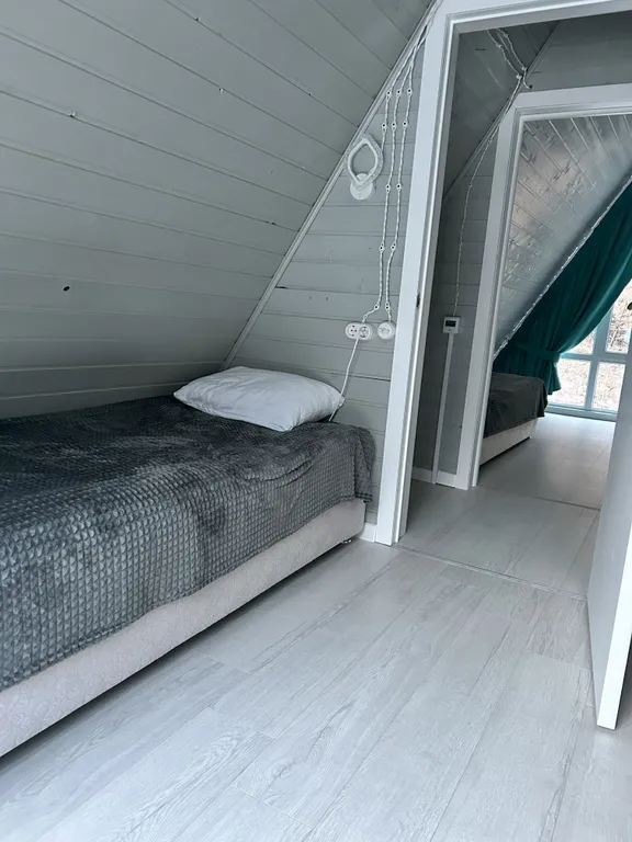 Шале в Приэльбрусье с видом на горные склоны