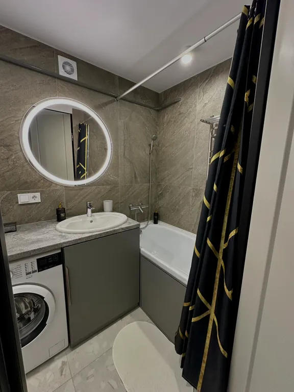 Квартира на набережной в центре