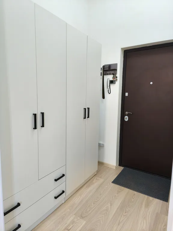 Просторная студия в доме бизнес-комфорт класса