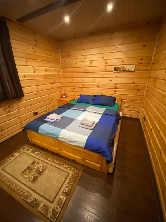 Домик в живописном месте на берегу Ладожского озера