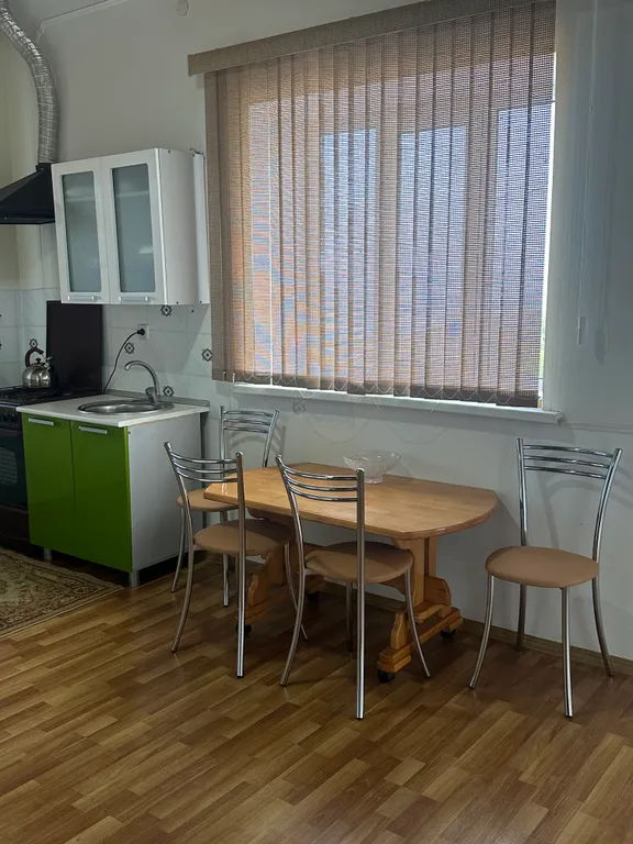 Дача с выходом на море.