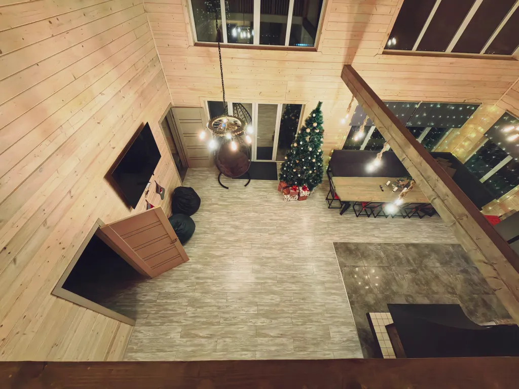 Дом с теплым бассейном