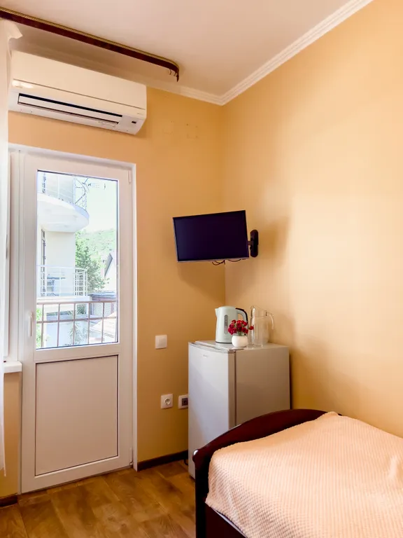 Стандарт 2-х местный с 2 кроватями и балконом