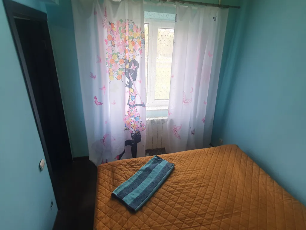 Квартира рядом с Ворошиловским торговым центром