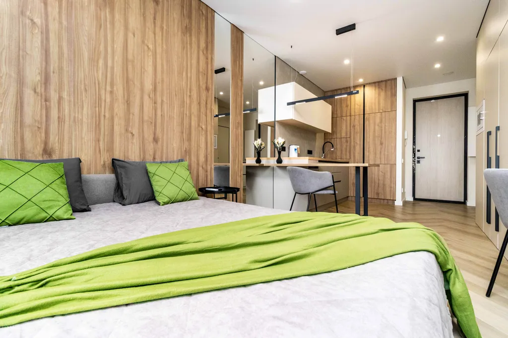 Квартира Красивая студия — аренда посуточно в Сургут