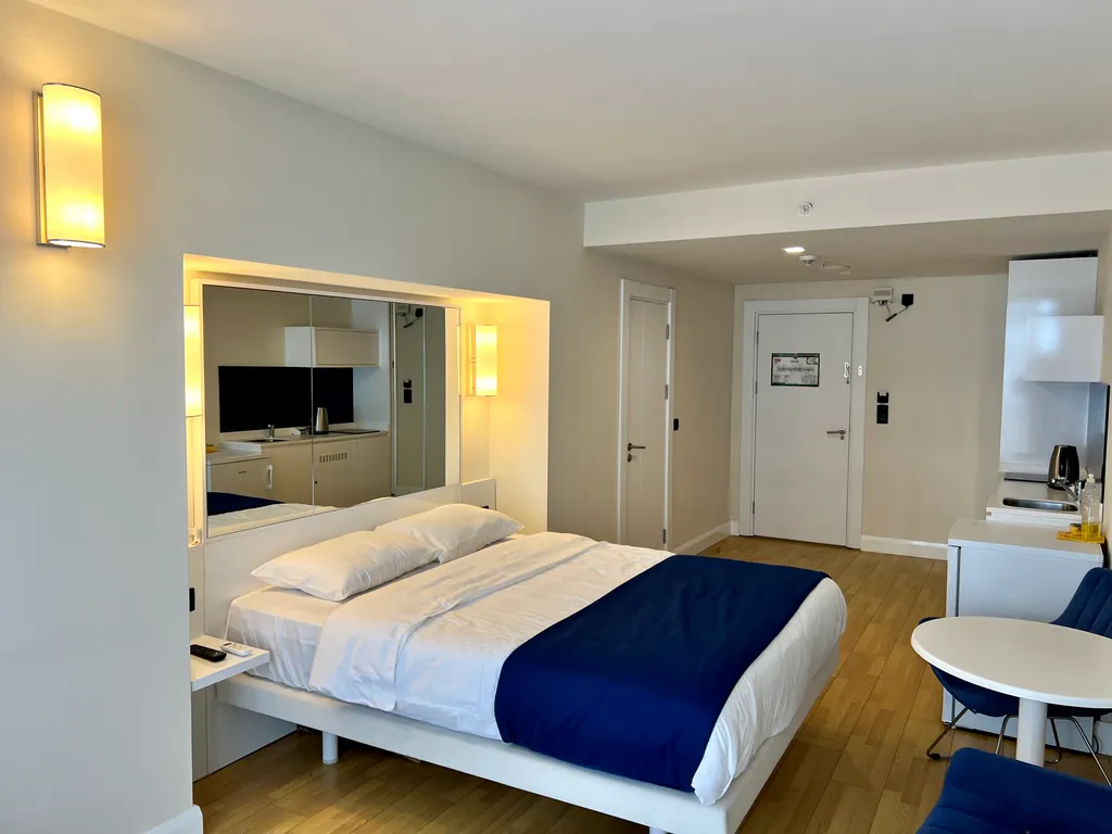 Orbi City Batumi A-Block - 3952 -  поющие фонтаны