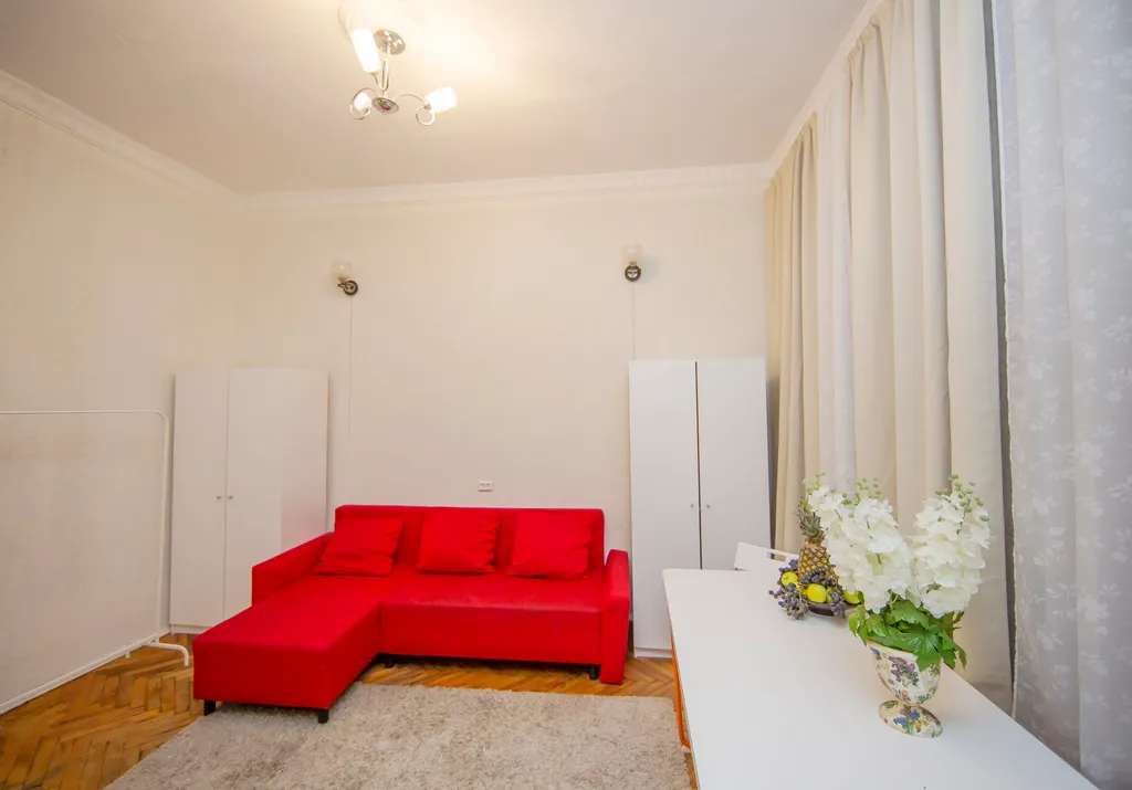 Квартира Квартира Two steps to the Hermitage 4BR Apartment — Санкт-Петербург