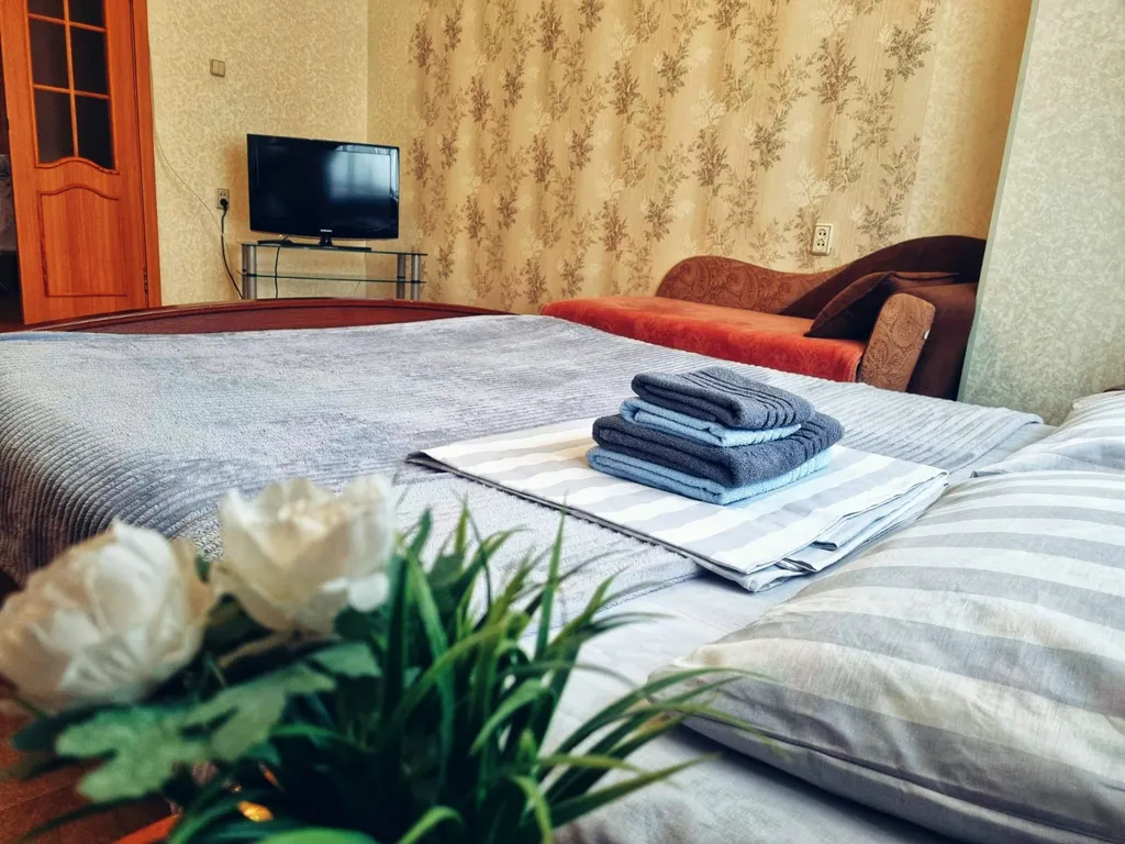 Апартаменты на мира 17