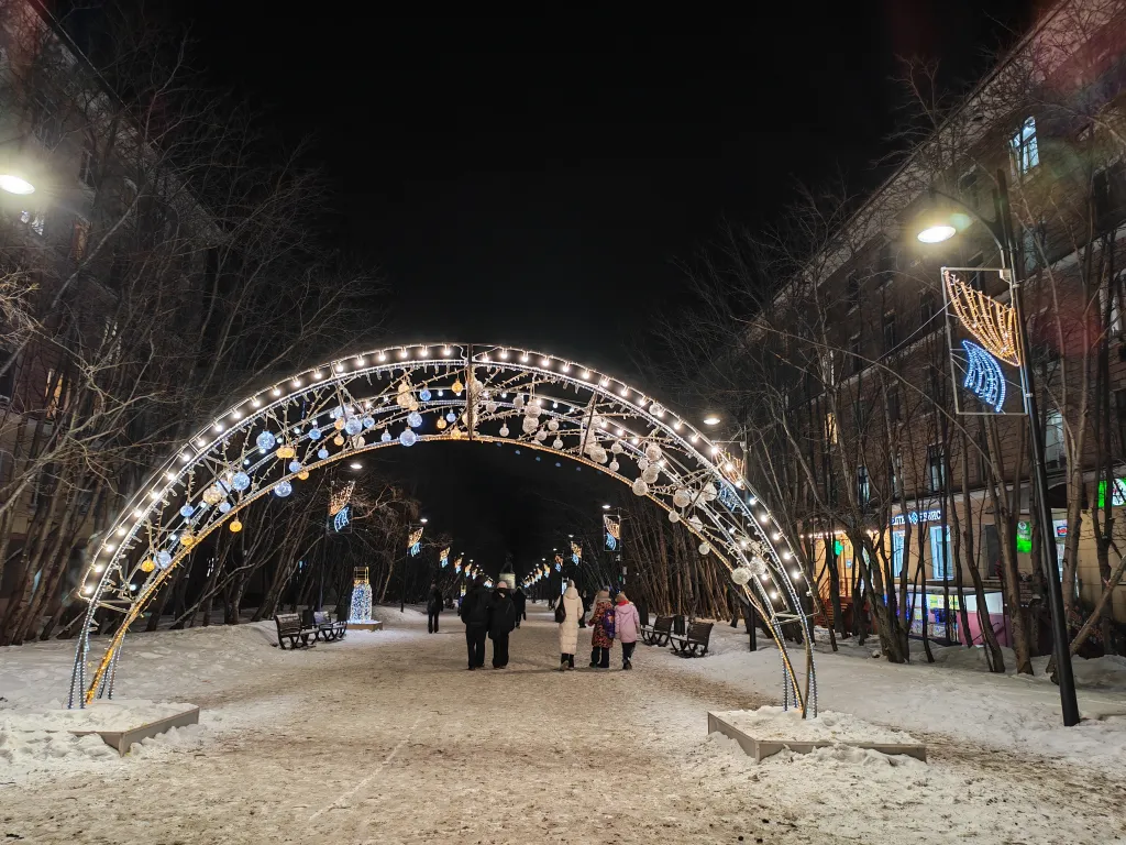 Уютная 2-х комнатная квартира с красивым видом на центральную площадь