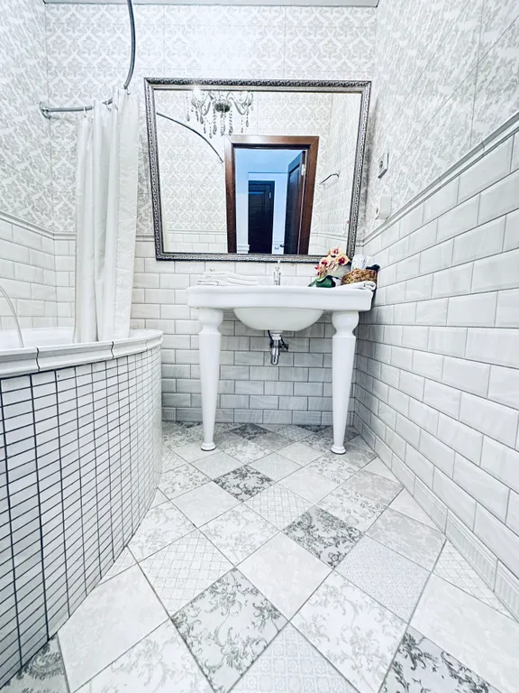 Дизайнерские апартаменты в самом центре города с отдельным входом