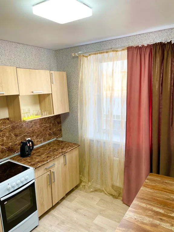 Чистая, уютная двухкомнатаня квартира в новом районе города