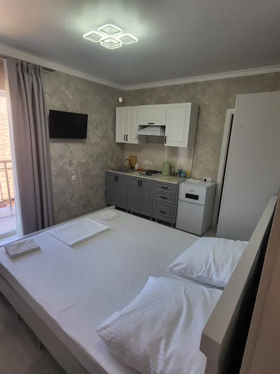 Квартира Комната — аренда посуточно в Лоо