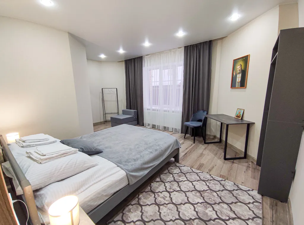 Просторный номер с видом на Серафимо-Дивеевский монастырь