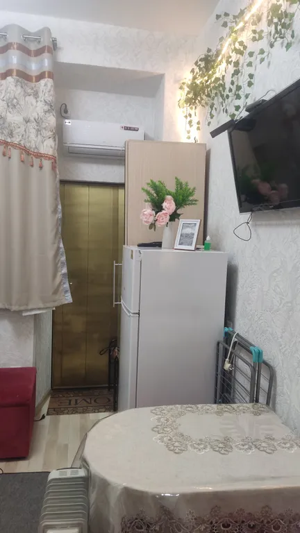 Около Нарзанной галереи и санатория Луч