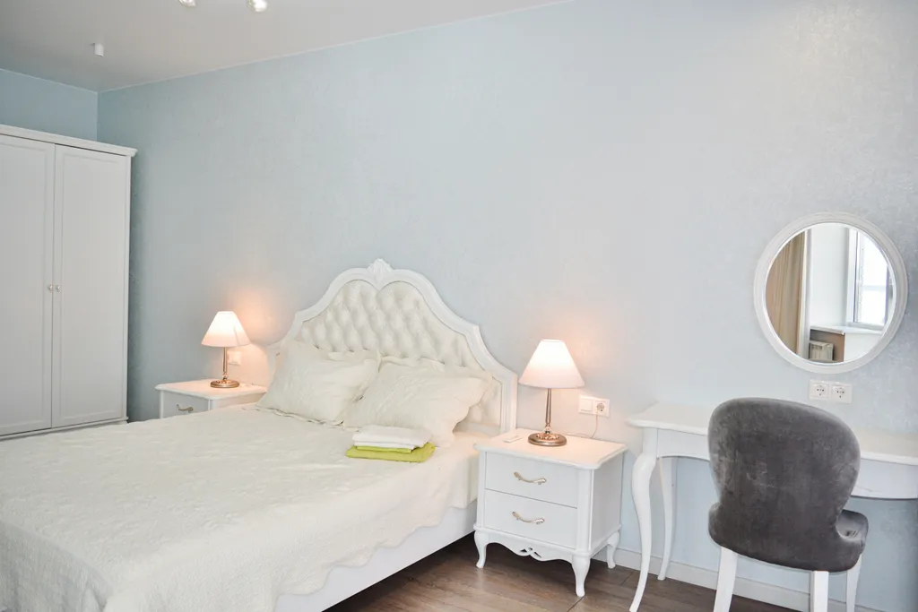 Элитная евродвушка с дизайнерским ремонтом на берегу реки Волга