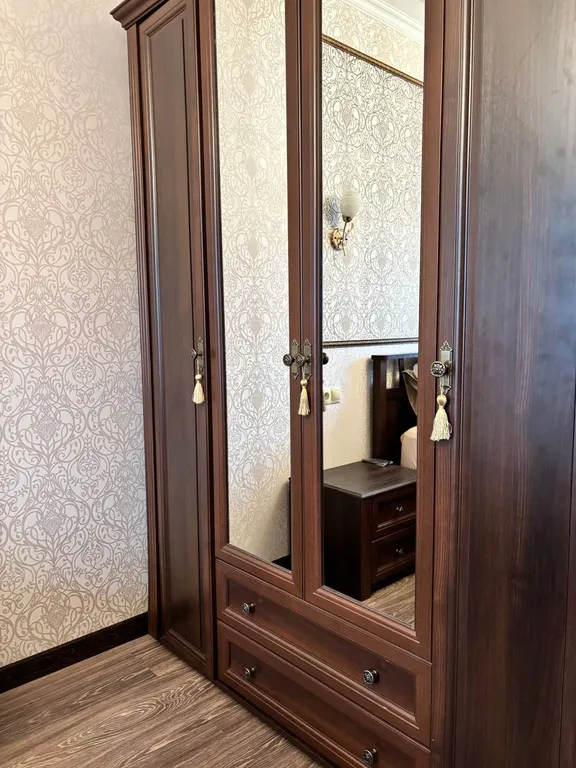 Большая квартира с терассой у охта-парка с дизайнерским ремонтом