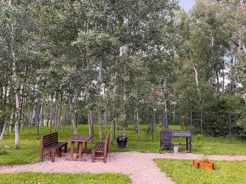 Дом у реки с баней