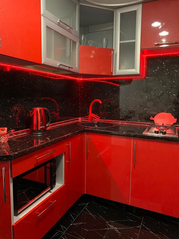 Квартира Квартира у парка, с удобным выездом на Санкт-Петербург и Москву — Великий Новгород