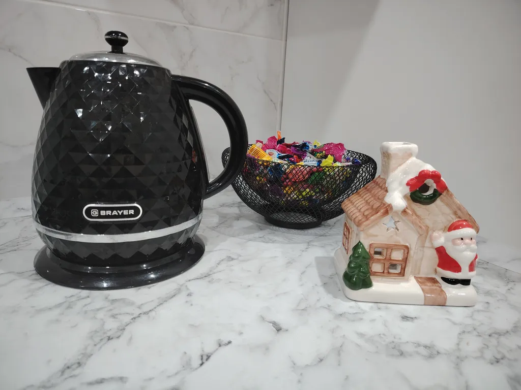 Новая квартира с автономным отоплением, 10-15 минут на машине до центра