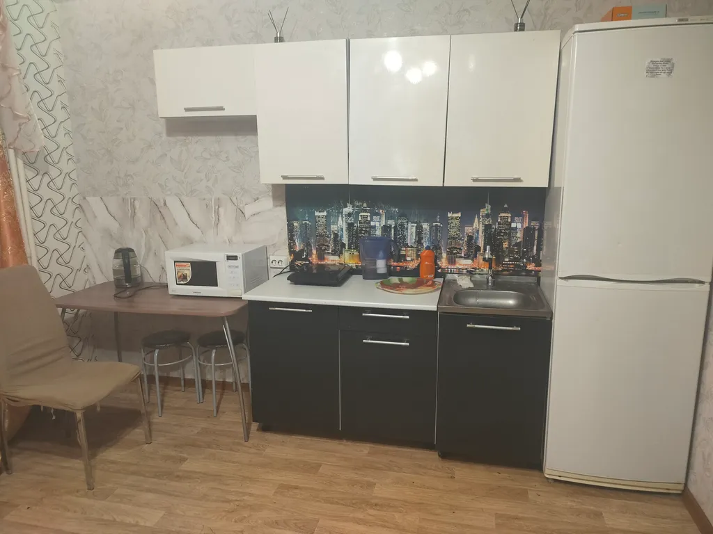 Студия напротив автовагзала или ледового дворца Кристал