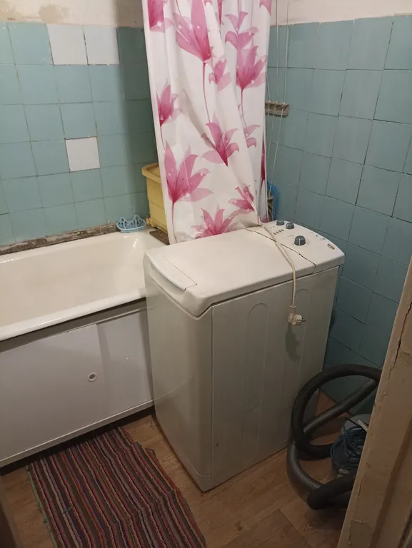 Комната в коммуналке