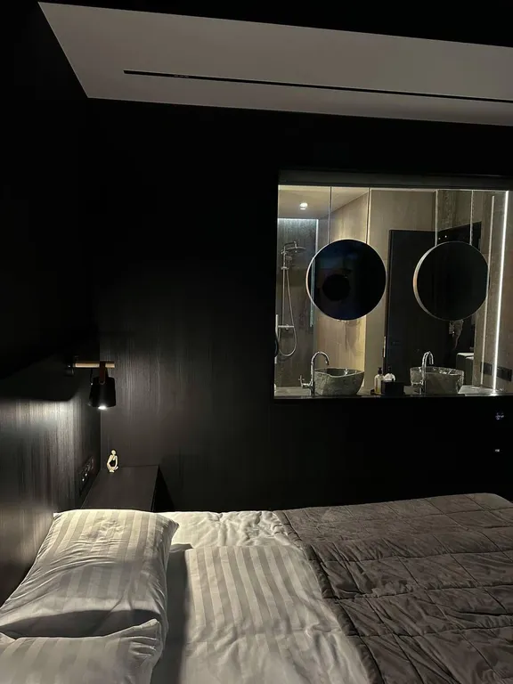 Загородный дом Helsinki с панорамными окнами на берегу реки Вуокса