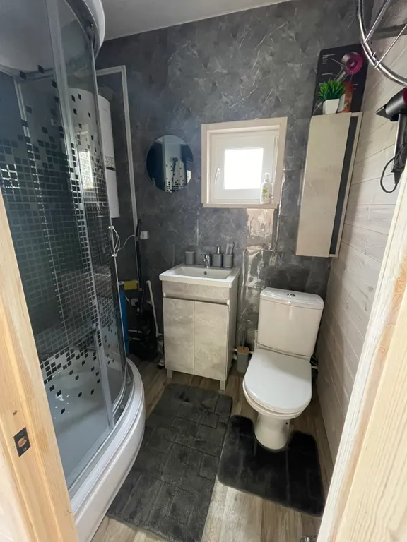 Вдали от суеты