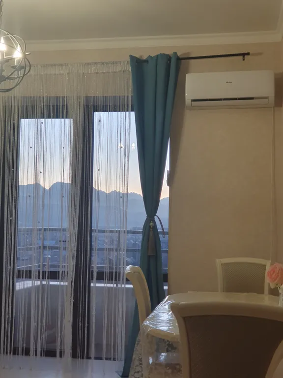 Апартамент с видом на горы