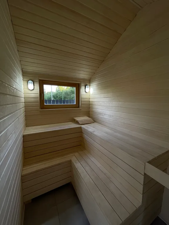 Коттедж Дом на берегу реки Волхов — Юшково