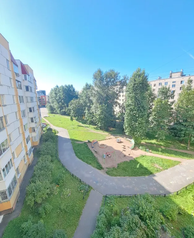 Квартира у Большеохтинского моста и Охта Молл,АртПлей