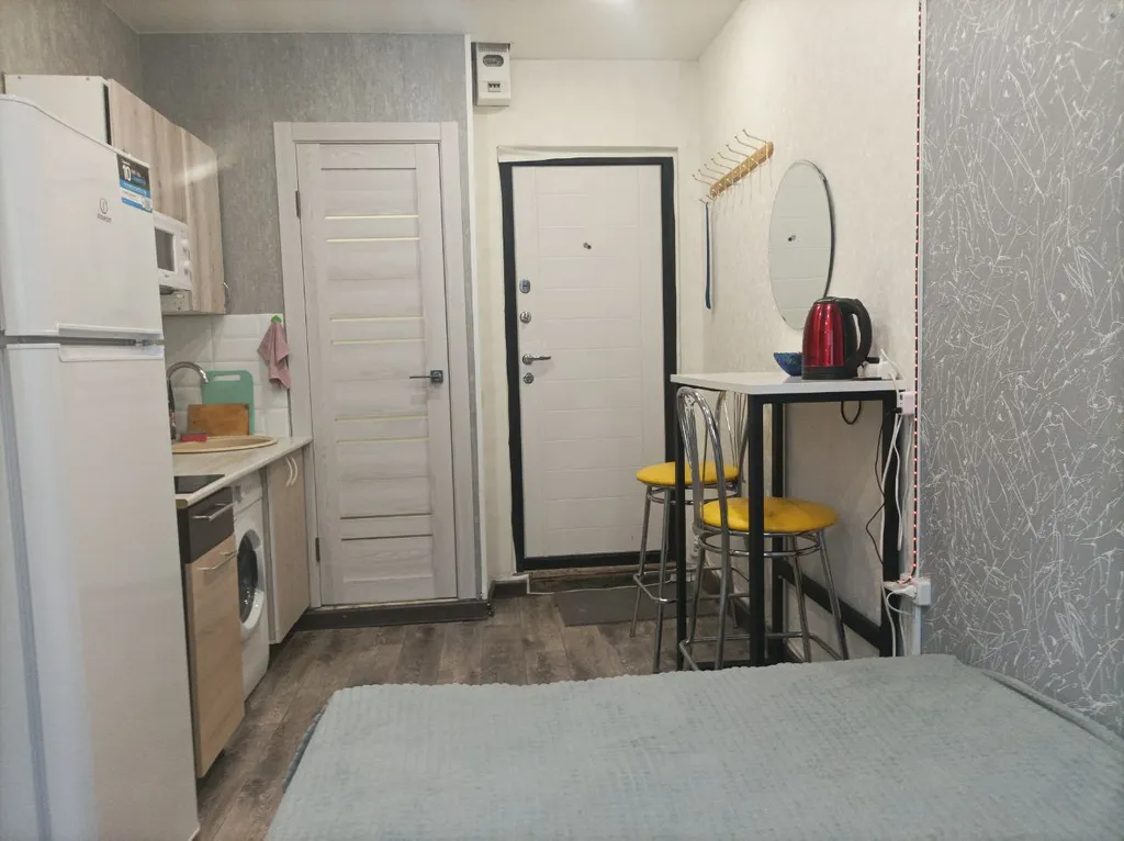 Квартира студия у метро Золотая Нива