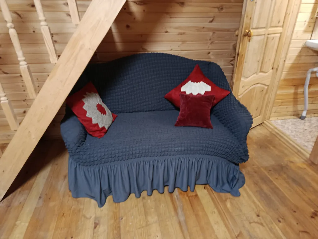 Гостевой дом с баней и Сибирским банным чаном на берегу озера Званское