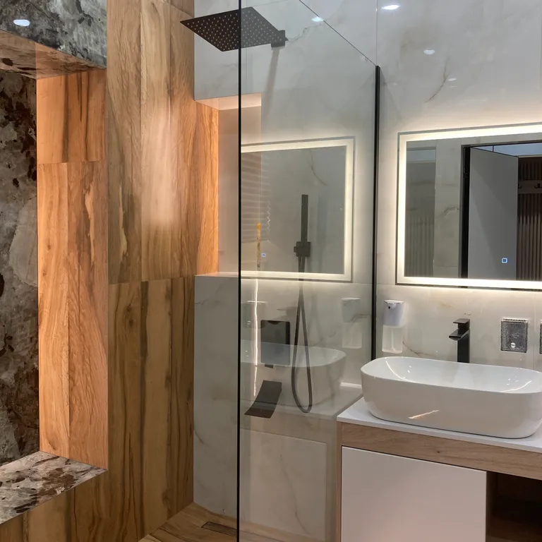 Апартаменты Sun & Atlas в Судаке в 30 м от моря с видом на горы